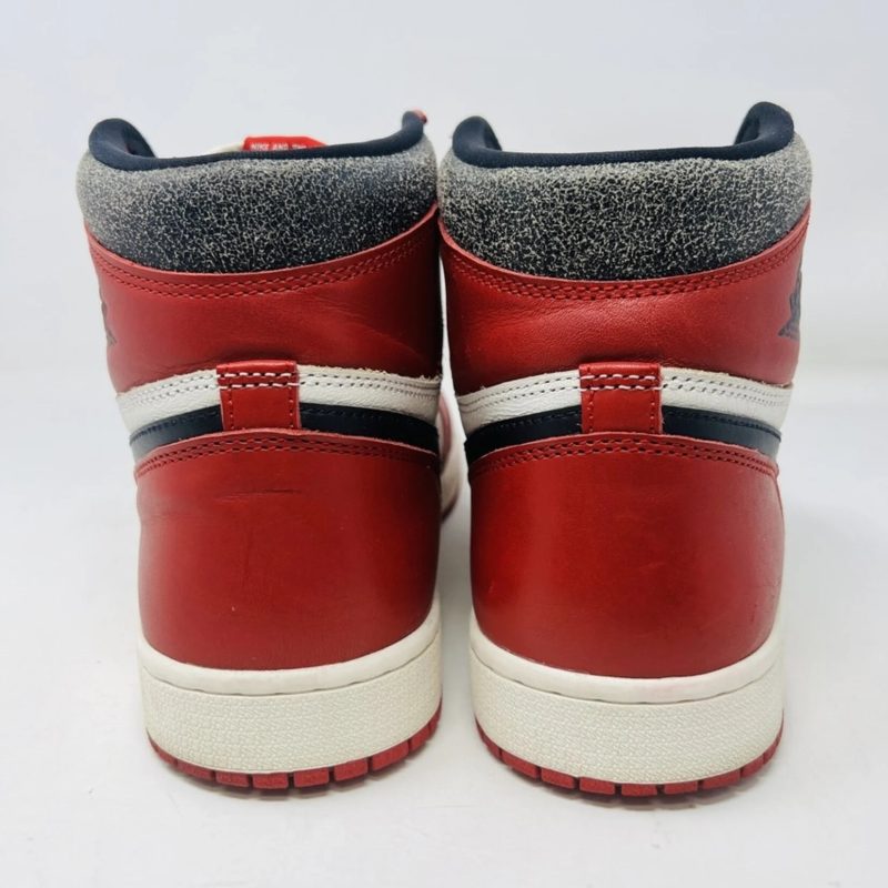 jordan jordan 1 retro high og chicago lost and fou 4