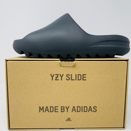 Yeezy Slide Onyx on box, brand new condition, 2022 release.